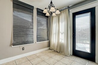 3005 Wood Hollow Dr in League City, TX - Building Photo - Building Photo