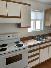 1821 Thrall St in Klamath Falls, OR - Building Photo - Building Photo