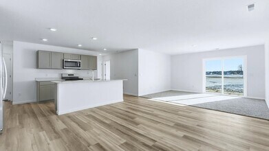 5495 Tranquilo Wy in Fort Wayne, IN - Building Photo - Building Photo