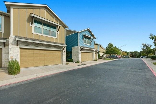 property at 516 E Slaughter Ln