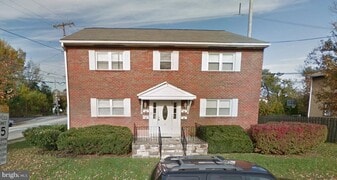 1 E Rodgers St in Ridley Park, PA - Building Photo