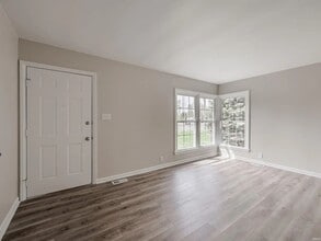 5416 Washington Ave in Evansville, IN - Building Photo - Building Photo