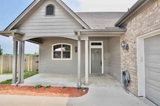 110 Rachel Rd in Weatherford, TX - Building Photo - Building Photo