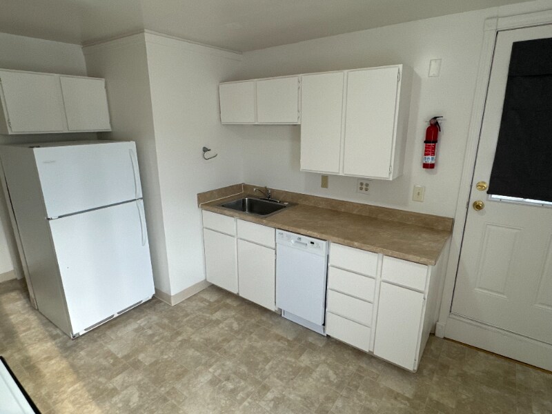 218 E 3rd St in Anaconda, MT - Building Photo
