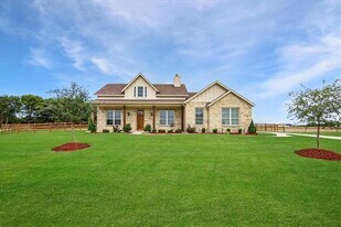238 Regier Ct in Waxahachie, TX - Building Photo