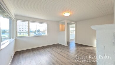 45783 Wellington Ave in Chilliwack, BC - Building Photo - Building Photo