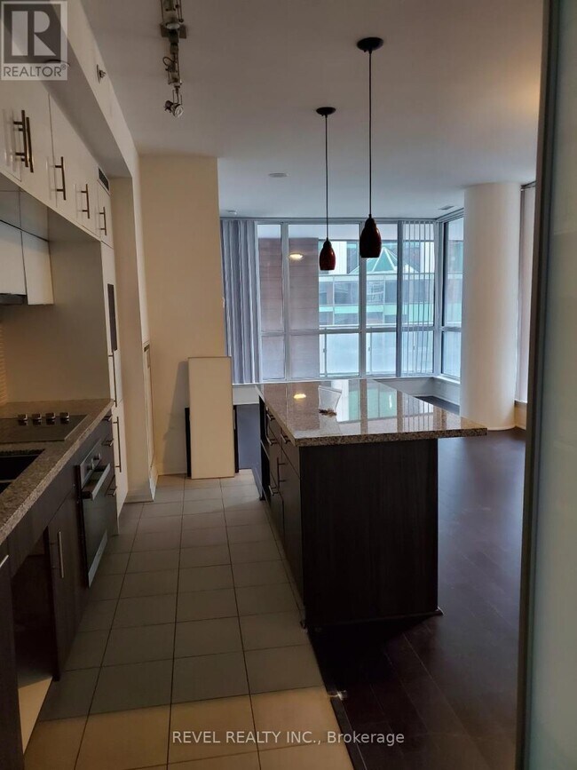 property at 8 Mercer St