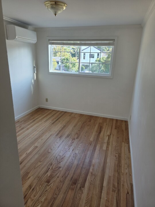 4901 241st St SW in Mountlake Terrace, WA - Building Photo