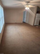 864 Perry Rd in Troutman, NC - Building Photo - Building Photo