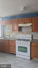 124 N 32nd St in Camden, NJ - Building Photo - Building Photo