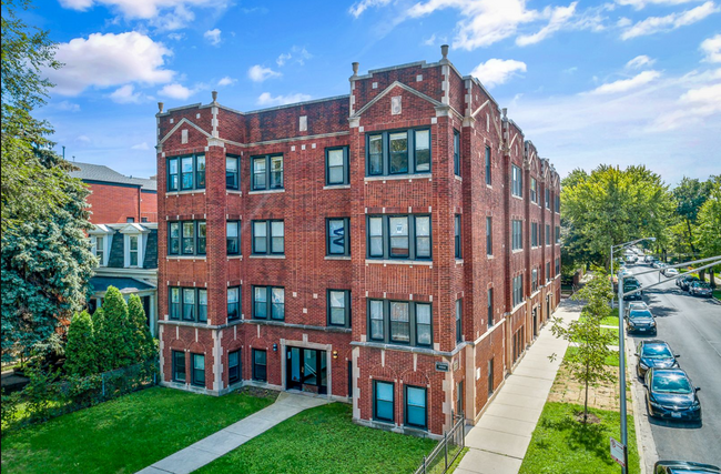 2535 N Campbell Ave, Unit 2541-3 in Chicago, IL - Building Photo - Building Photo