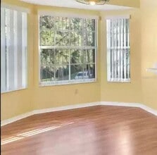 2046 Royal Bay Blvd in Kissimmee, FL - Foto de edificio - Building Photo