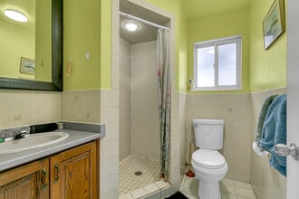 926 California Av in Windsor, ON - Building Photo - Building Photo