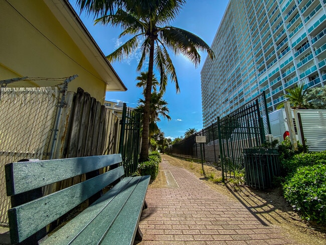 property at 2424 SE 17th St