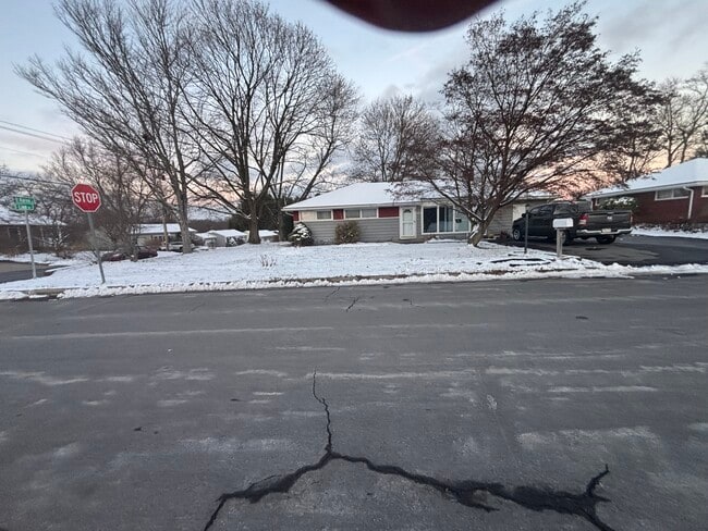 property at 1473 Linn St