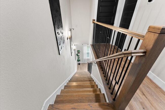 property at 6904 Covington Dr