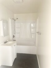 1511 W 58th Pl in Los Angeles, CA - Building Photo - Building Photo