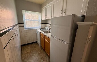 Ludlow 956 in Cincinnati, OH - Building Photo - Building Photo