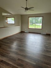 12 6th Ave S in Sartell, MN - Foto de edificio - Building Photo