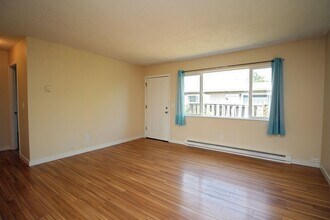 706-706 N Watts St in Portland, OR - Building Photo - Building Photo