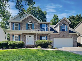 2907 Porch Swing Rd in Knoxville, TN - Building Photo
