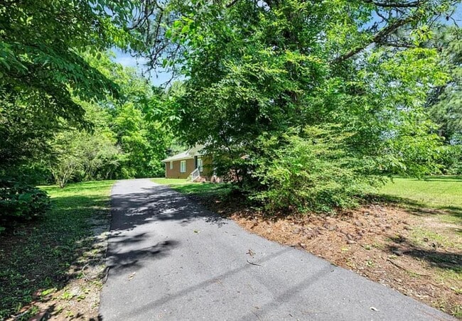 property at 2101 Main Ave SW