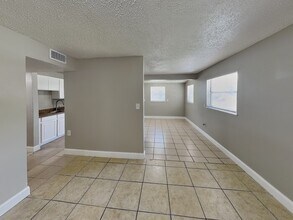 1020 Lincoln Terrace in Winter Garden, FL - Building Photo - Building Photo