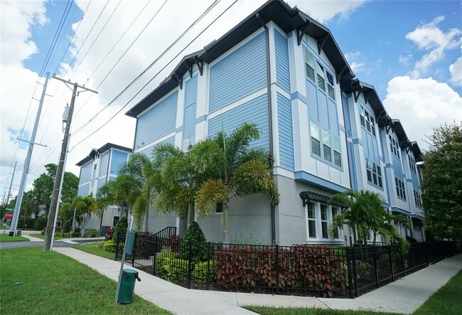 3124 W Azeele St in Tampa, FL - Building Photo - Building Photo