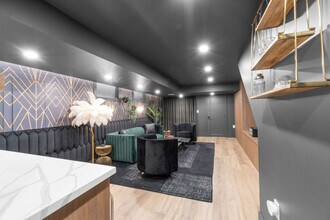 972 Danforth Ave, Unit SI ID1403771P in Toronto, ON - Building Photo - Building Photo