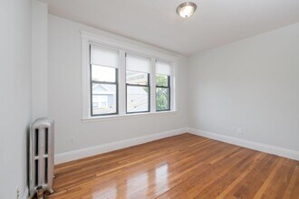 8 Elko St, Unit 6 in Boston, MA - Building Photo - Building Photo