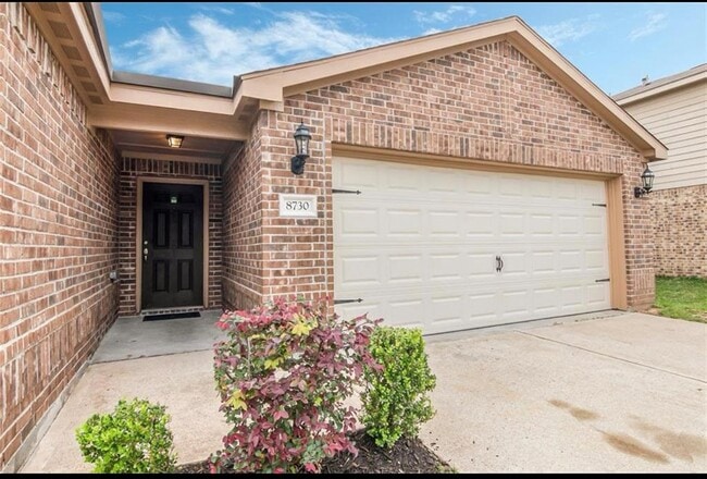 8730 Leclaire Meadow Dr