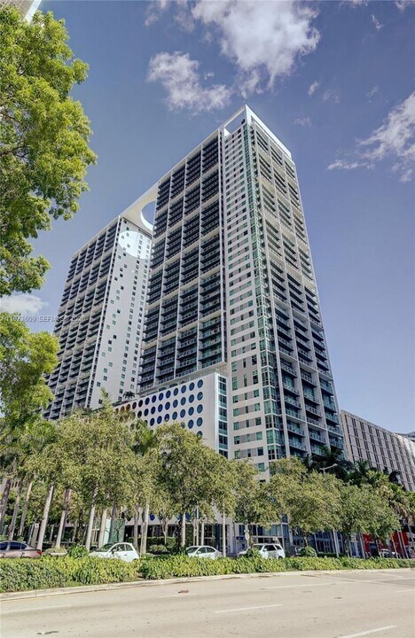 500 Brickell Ave, Unit Brickell 500 in Miami, FL - Foto de edificio