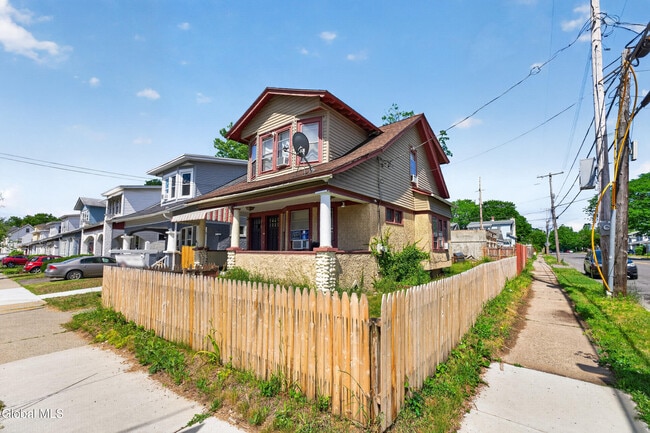 property at 27 McKinley St