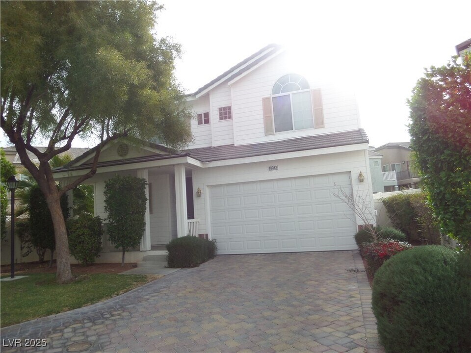10382 Cherry Brook St in Las Vegas, NV - Building Photo
