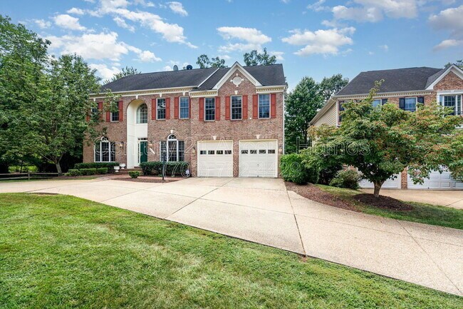 8401 Tysons Trace Ct in Vienna, VA - Building Photo - Building Photo