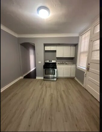 8055 S Paulina St in Chicago, IL - Building Photo - Building Photo