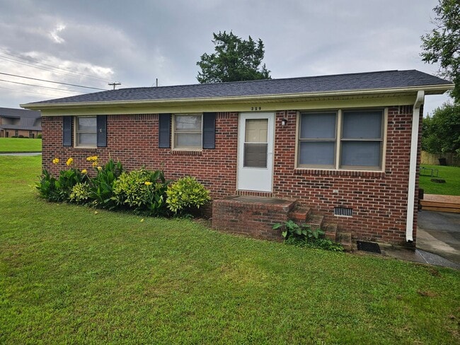property at 319 Idol St