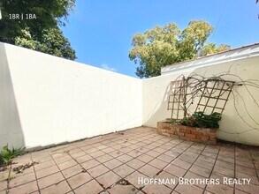 417 S Coronado St in Los Angeles, CA - Foto de edificio - Building Photo