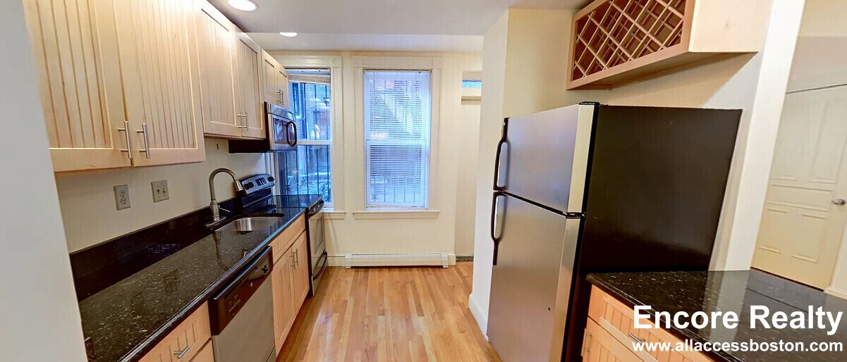 170 Commonwealth Ave, Unit #B in Boston, MA - Foto de edificio