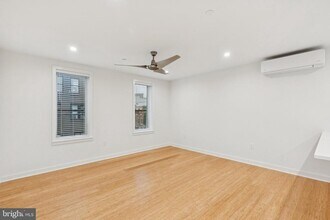 1302 S 18th St-Unit -2 in Philadelphia, PA - Building Photo - Building Photo