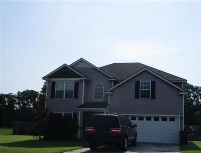 property at 18 Moody Dr