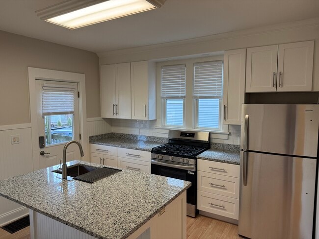 1411 Williamson St, Unit 1