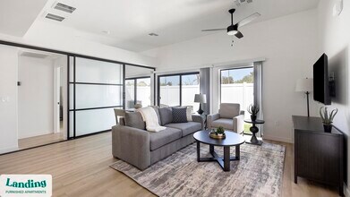 2121 W Butler Dr in Phoenix, AZ - Building Photo - Building Photo