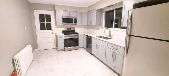 48 Medway Ave in Congers, NY - Building Photo - Building Photo