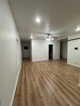 2825 Meadowbrook Dr in Fort Worth, TX - Building Photo - Building Photo