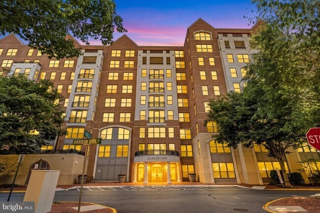 property at 485 Harbor Side St