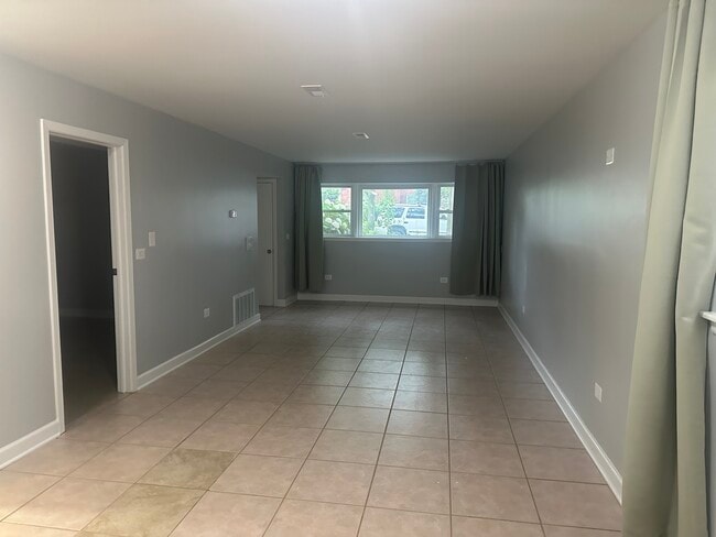 732 Dobson St, Unit 1