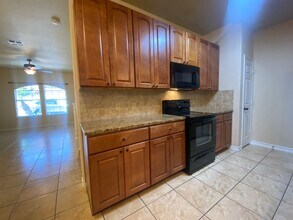 15438 Seamount Cay Ct in Corpus Christi, TX - Building Photo - Building Photo