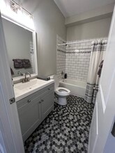 247 Taylor Ave in Bellevue, KY - Foto de edificio - Building Photo