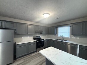 2585 Gotts Ln in Fayetteville, NC - Building Photo - Building Photo